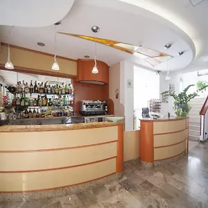 Zurigo 3* Римини