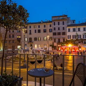 https://palazzo-de-cupis-suites-and-view.it-romehotels.com