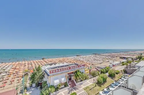 Hotel Austria Каорле