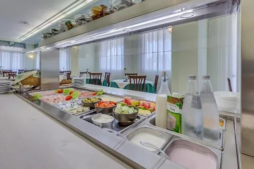 Hotel Austria Каорле