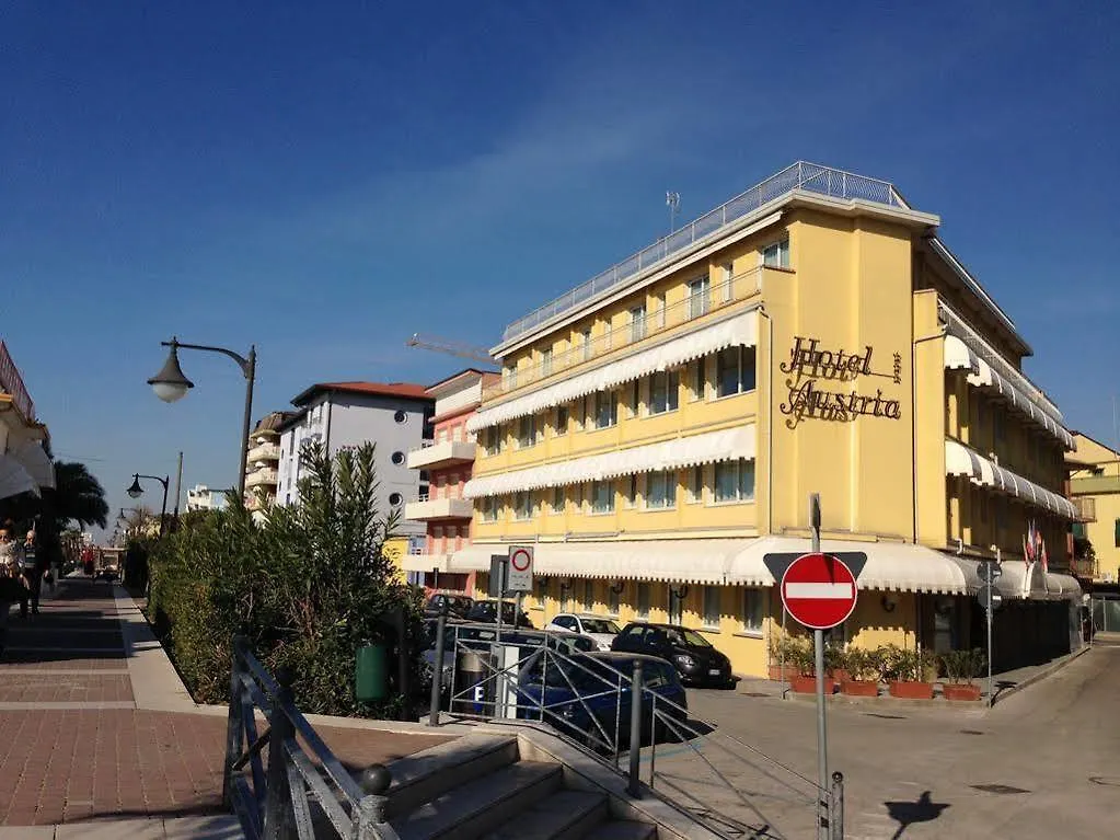 Hotel Austria Каорле